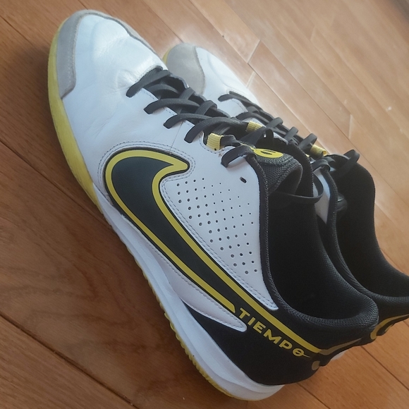 Men's Nike sneakers - Picture 8 of 8